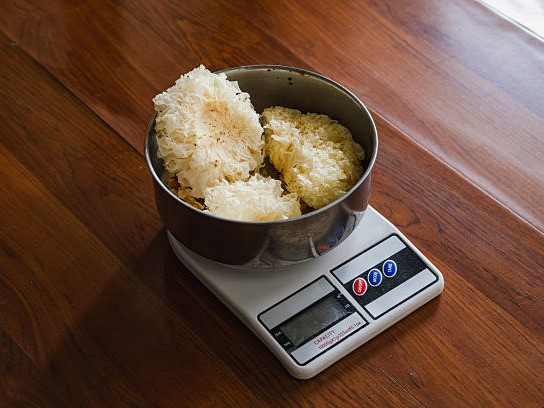 How Kitchen Scales Help Meet Food Safety Standards